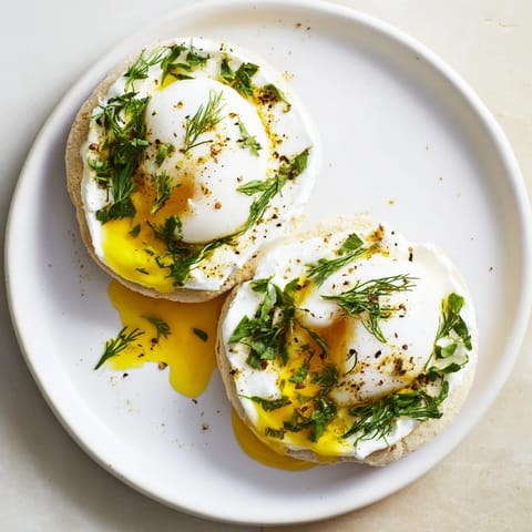 Çılbır Eggs Benedict Fusion